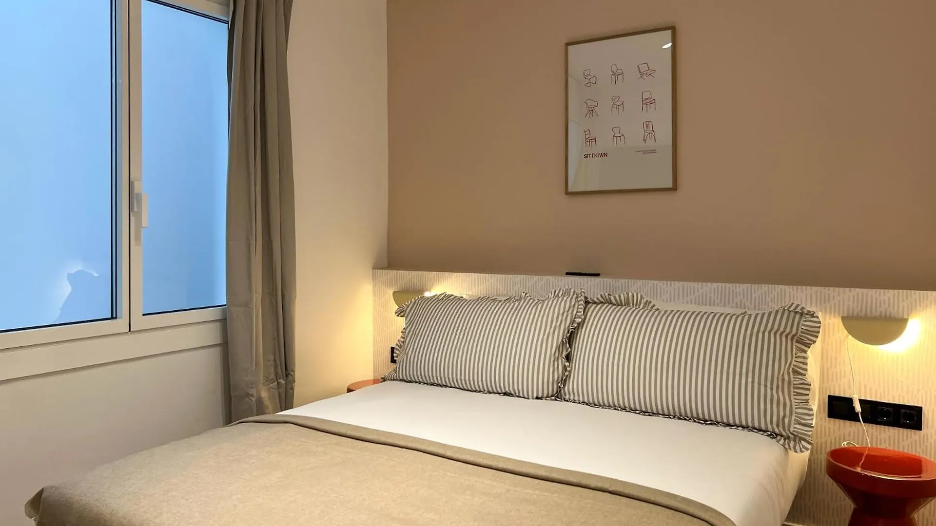 Stay U-Nique Apartments Balmes II Барселона
