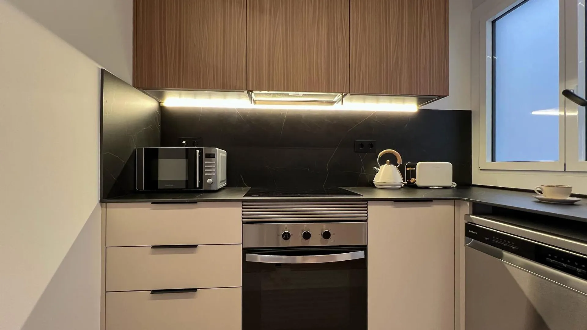 Stay U-Nique Apartments Balmes II Барселона