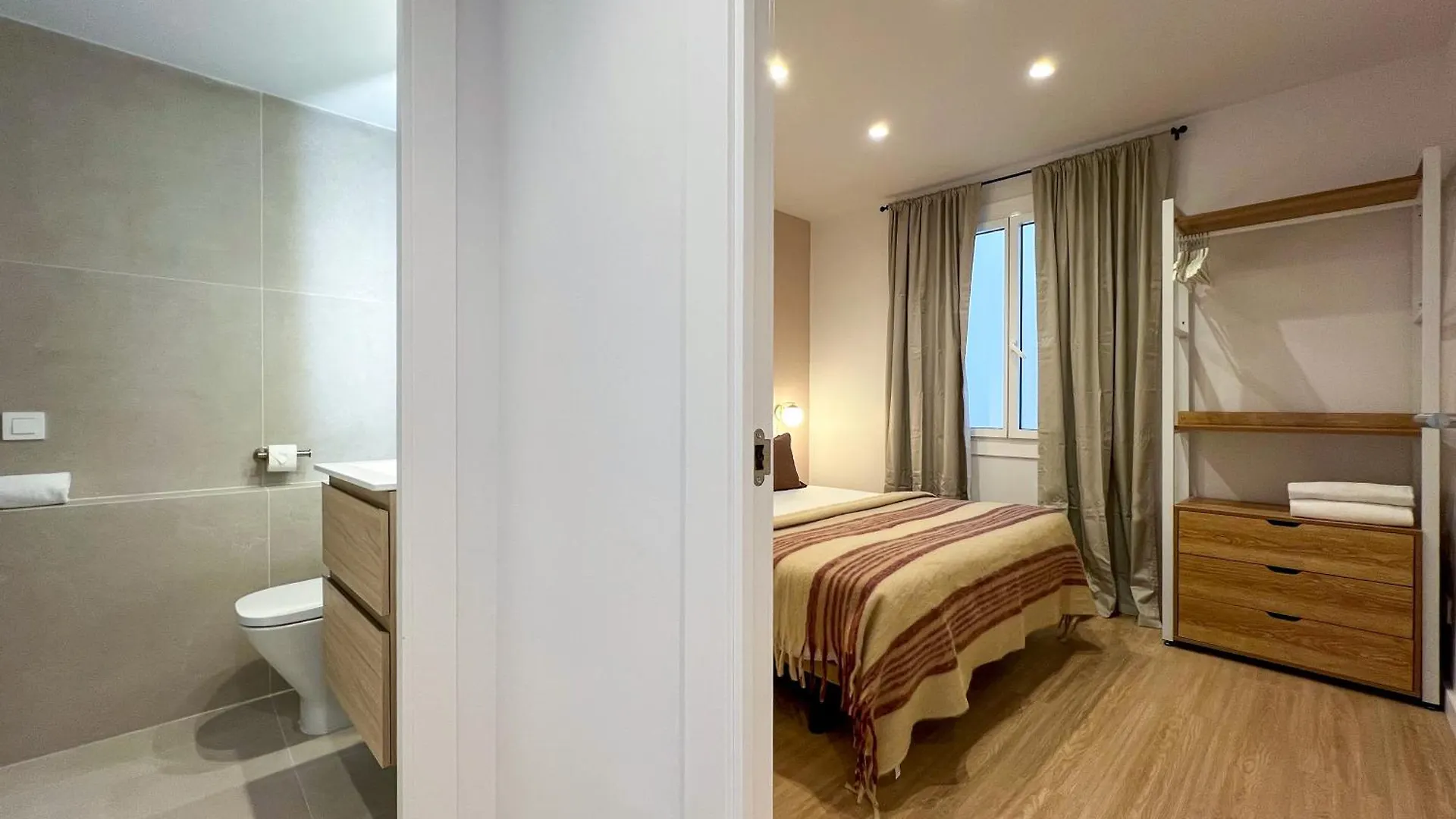Stay U-Nique Apartments Balmes II Барселона