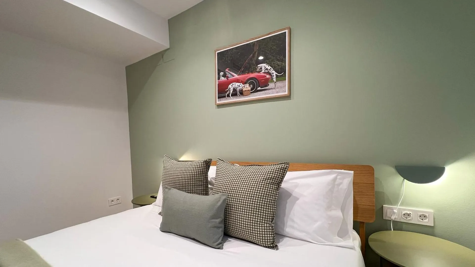 Stay U-Nique Apartments Balmes II Барселона